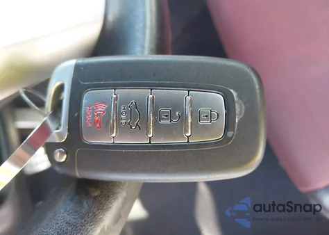 2010 Hyundai Genesis 2.0T Track z USA, uszkodzony, nr VIN KMHHT6KDXAU041609